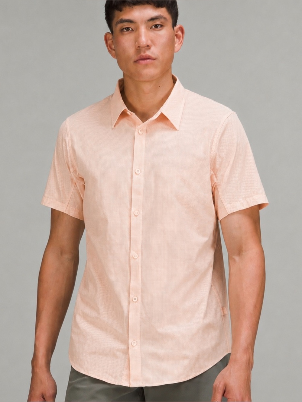 Lululemon Mens Airing Easy Short Sleeve Buttondown peach Bellini Chiffon S